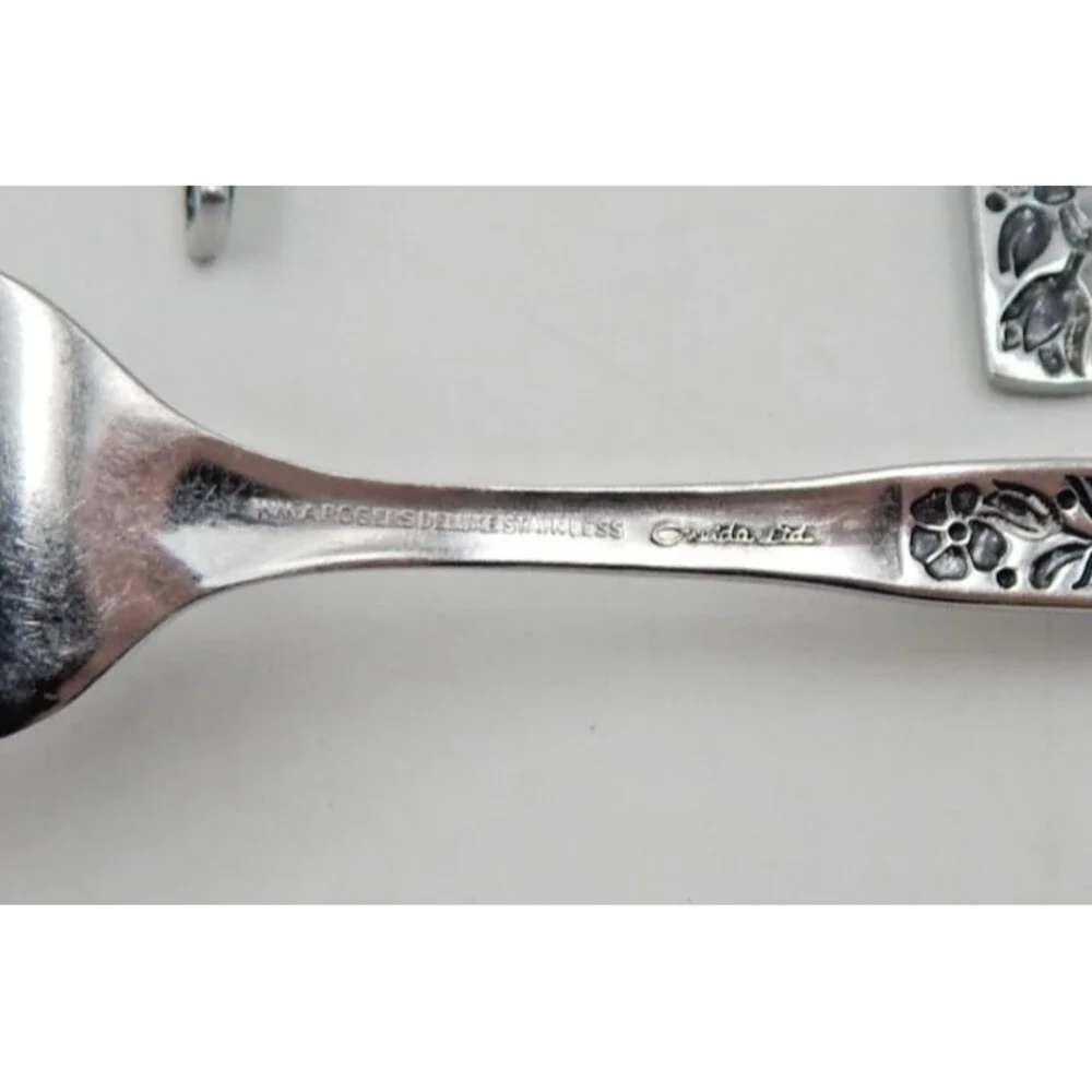 Rogers Deluxe Oneida Stainless Malibu Dinner Dessert Salad Floral Flatware Lot/7